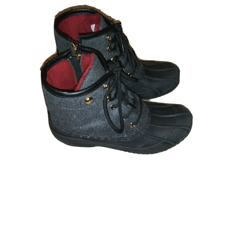 WOMAN'S ANKLE STYLE BOOTS twROAN BY:TOMMY HILFIGER  SIZE:7M WORN FEW X'S PERFECT